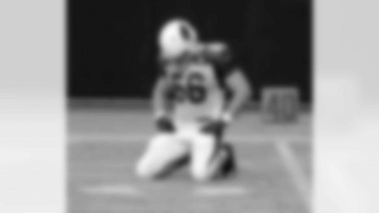 LB Glenn Carson