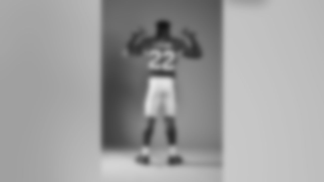 RB T.J. Logan