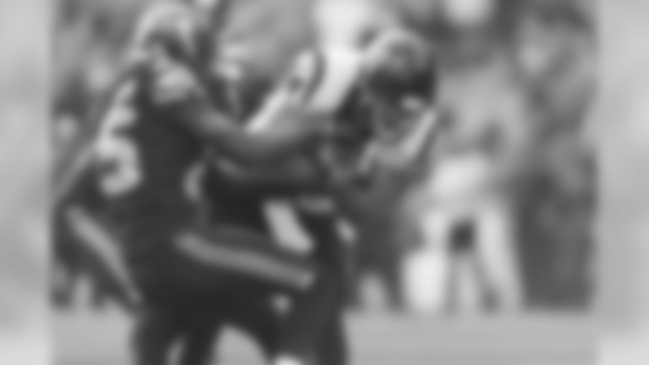TE Ryan Griffin