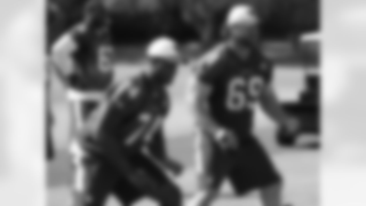 T D.J. Humphries (left) and G Evan Mathis