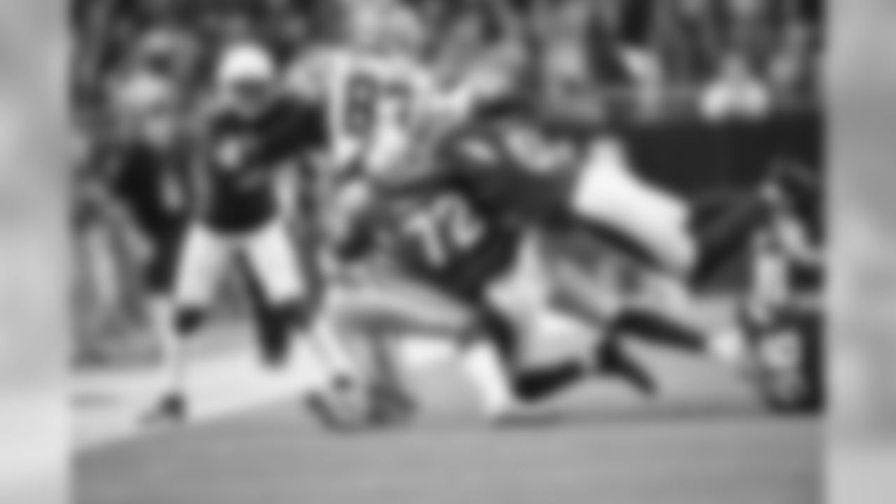 DL Olsen Pierre: 32 tackles