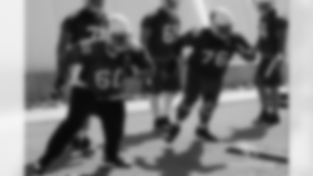 Guards Antoine McClain and Mike Iupati