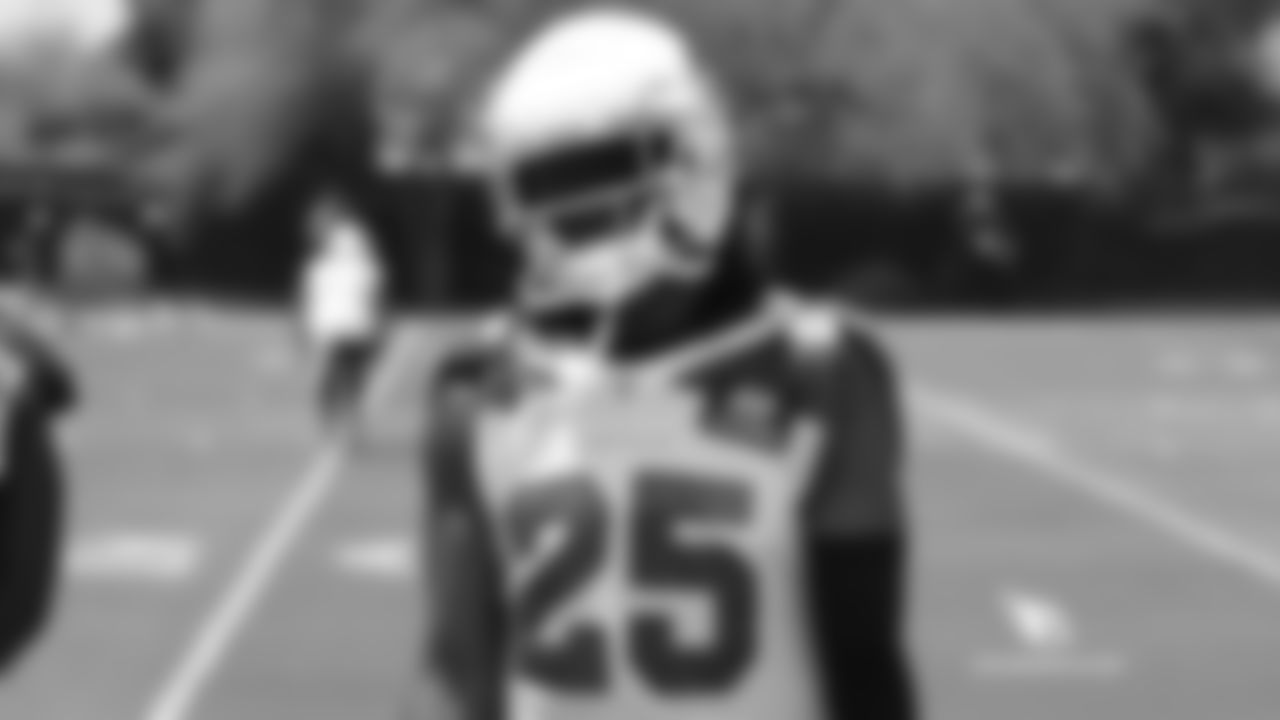 CB Chris Jones