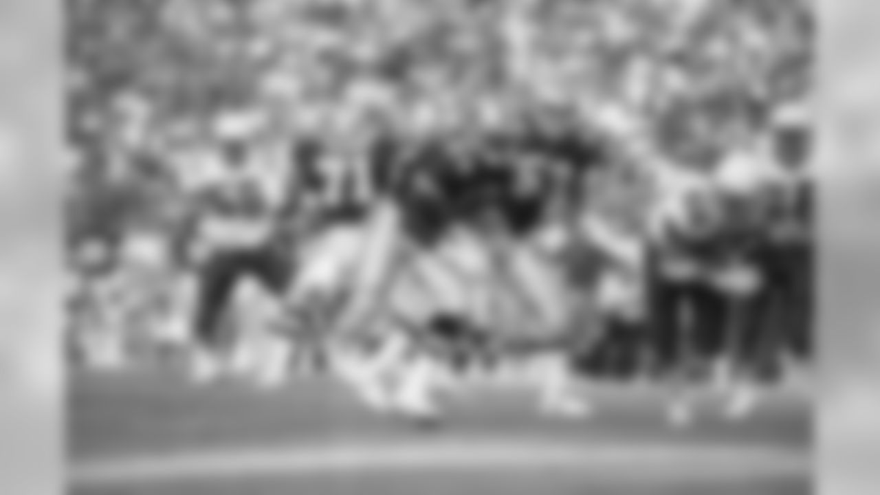 1989: DL Jim Wahler, UCLA (No. 66)