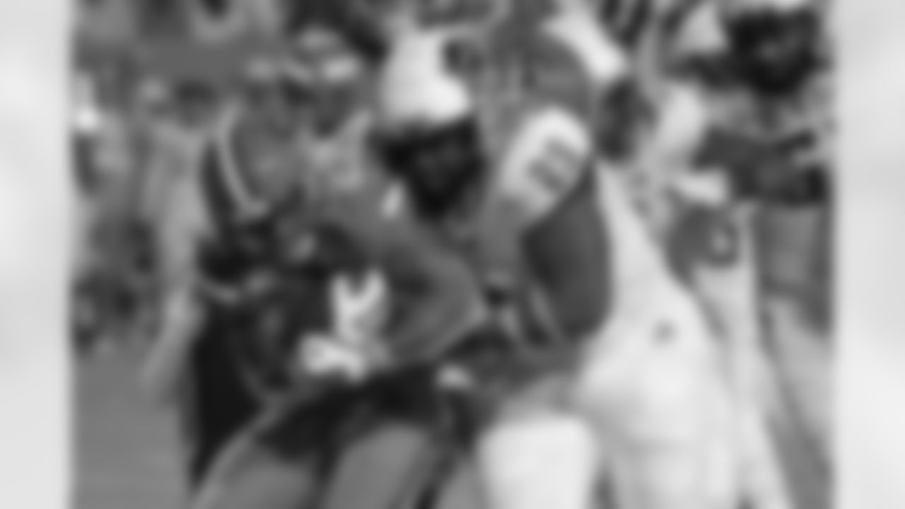 North Carolina State DL Alim McNeill
