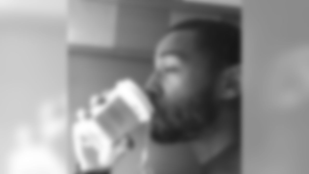 CB Justin Bethel (@jbet26) enjoying some tea