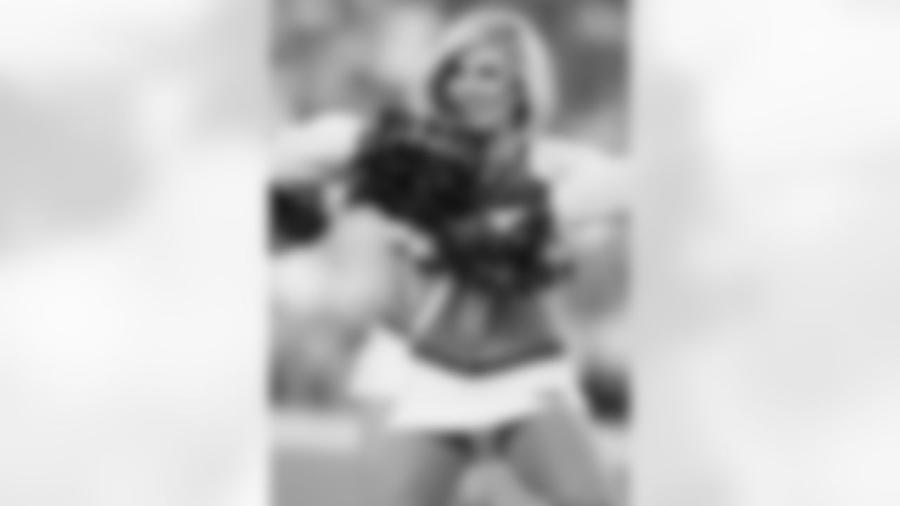 Cardinals Cheerleaders