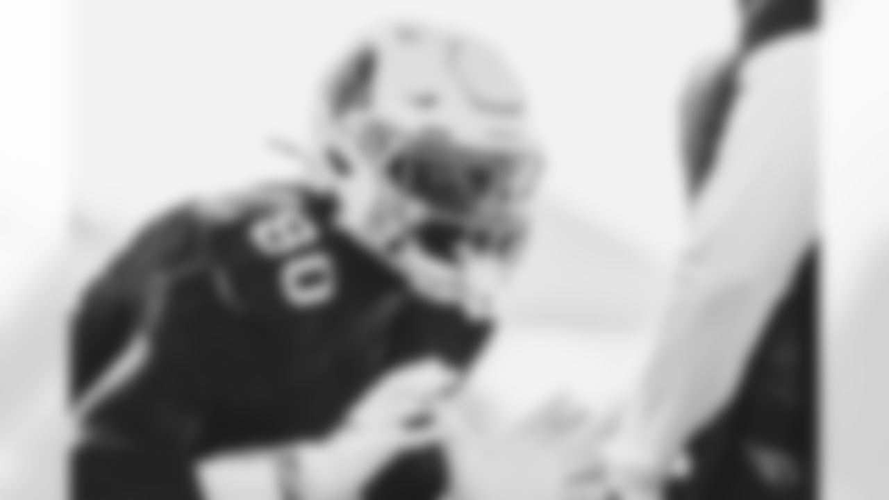TE Jordan Thomas