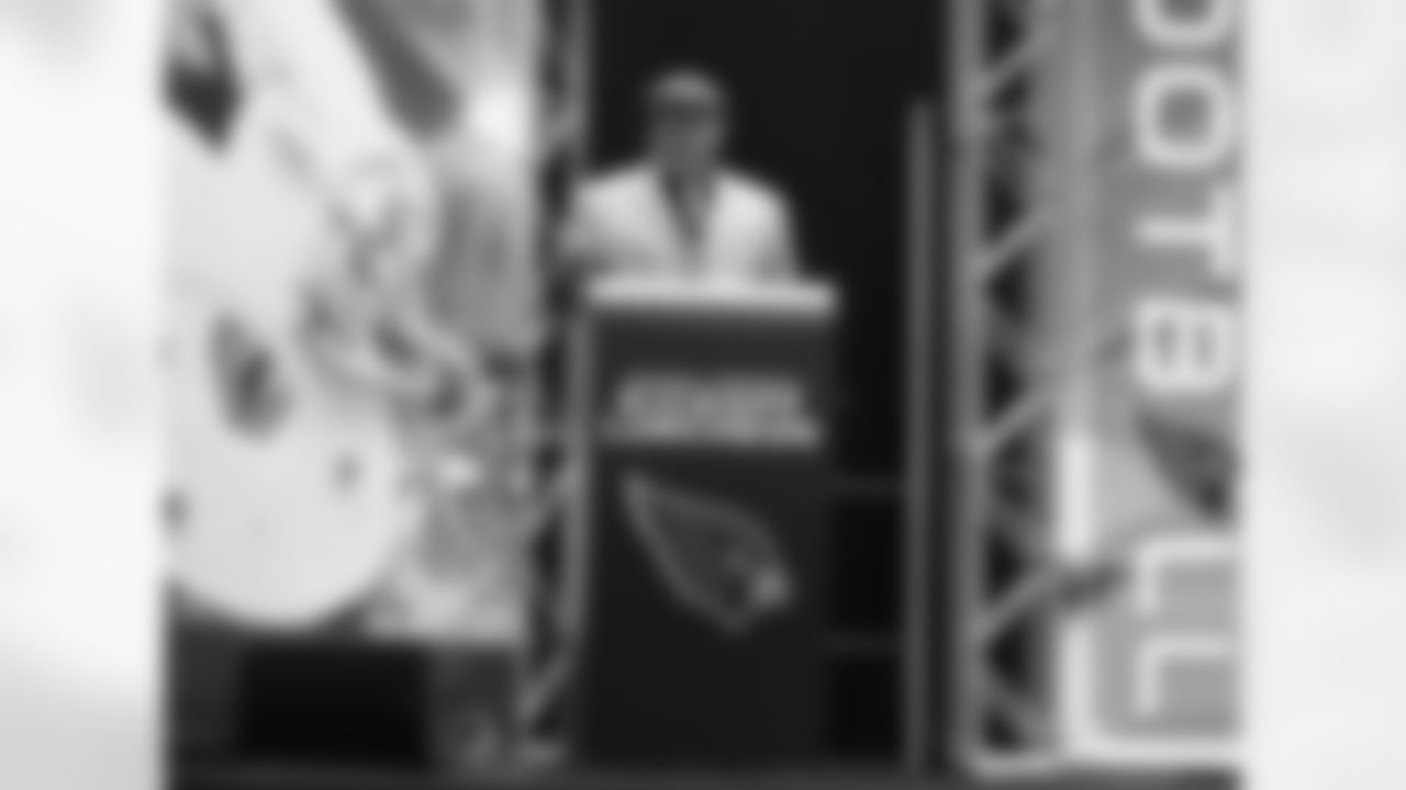 Bruce Arians addresses the crowd