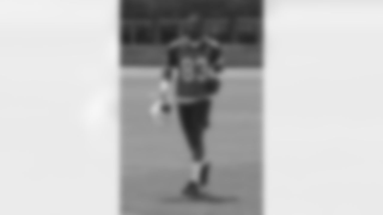 WR Walt Powell