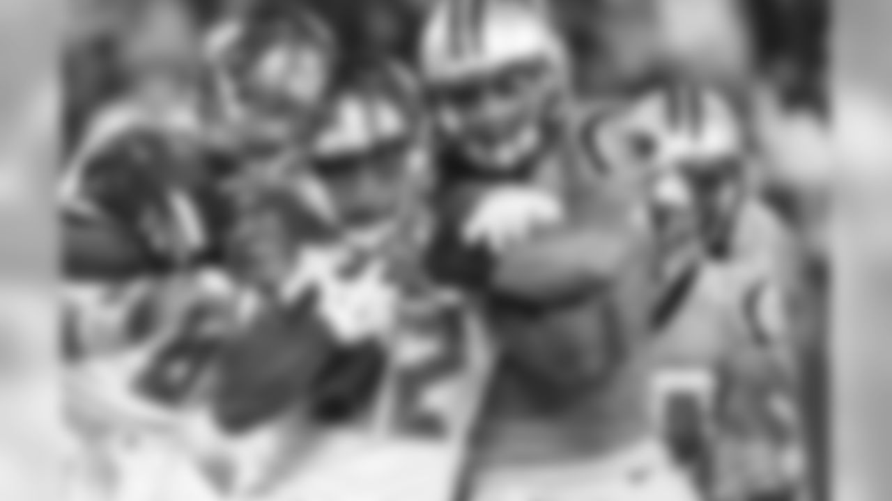 LB Luke Kuechly