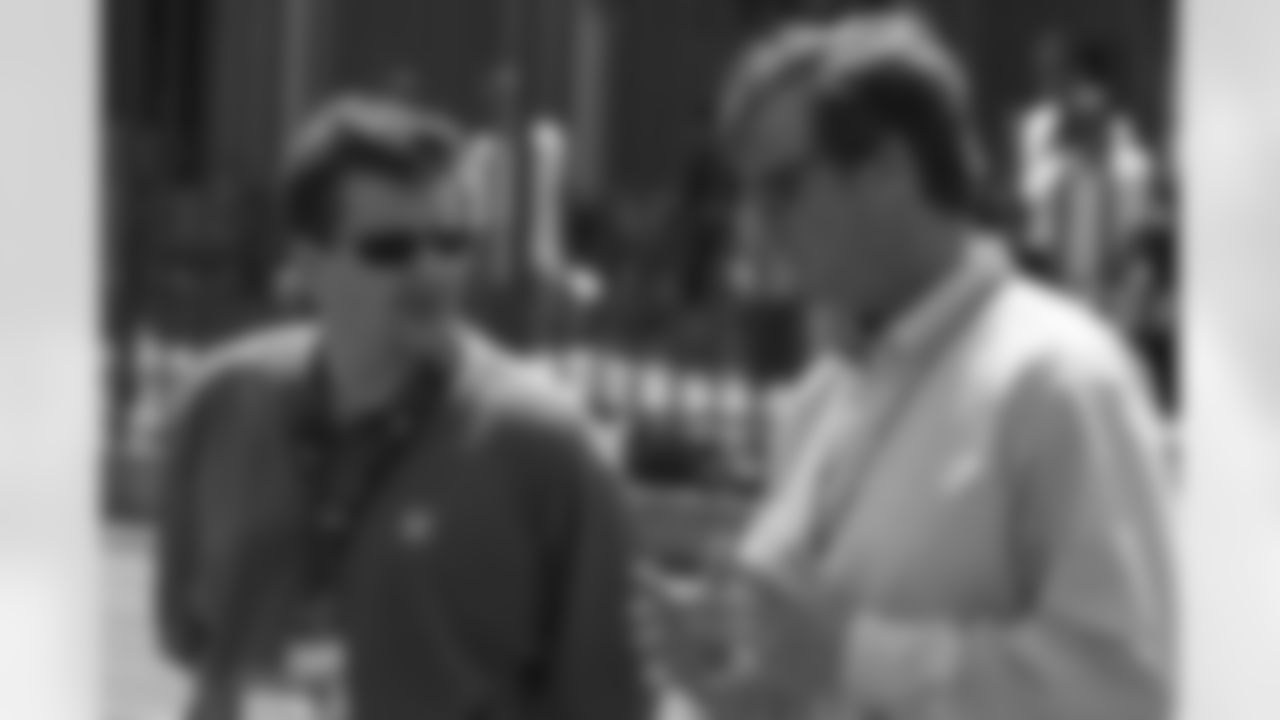 Michael Bidwill talks with L.A. Times reporter Sam Farmer
