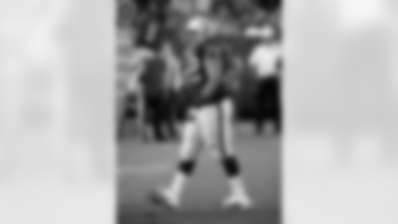 LT Donald Penn
