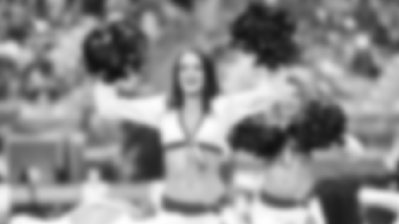 Images of Cardinals cheerleader Shae from the 2018 season