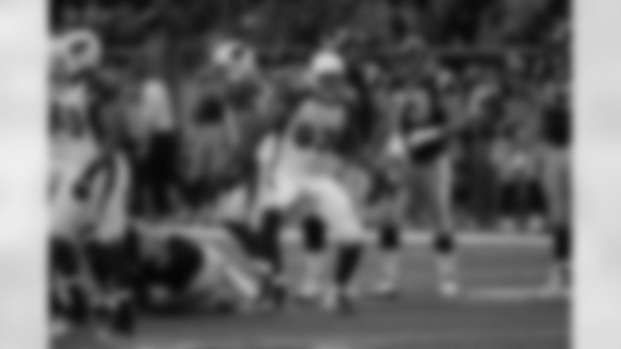 DE Calais Campbell