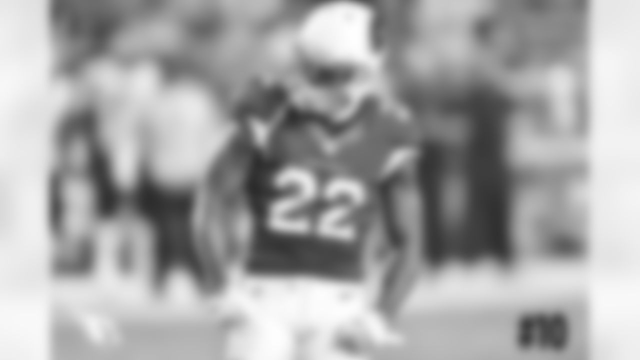 S Tony Jefferson celebrates a tackle for loss