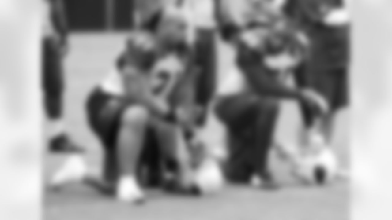 DT Isaac Sopoaga (71) and LB John Abraham