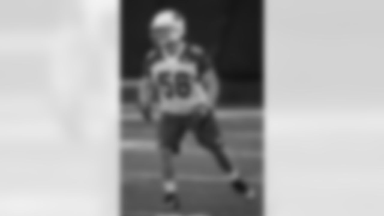 LB Glenn Carson