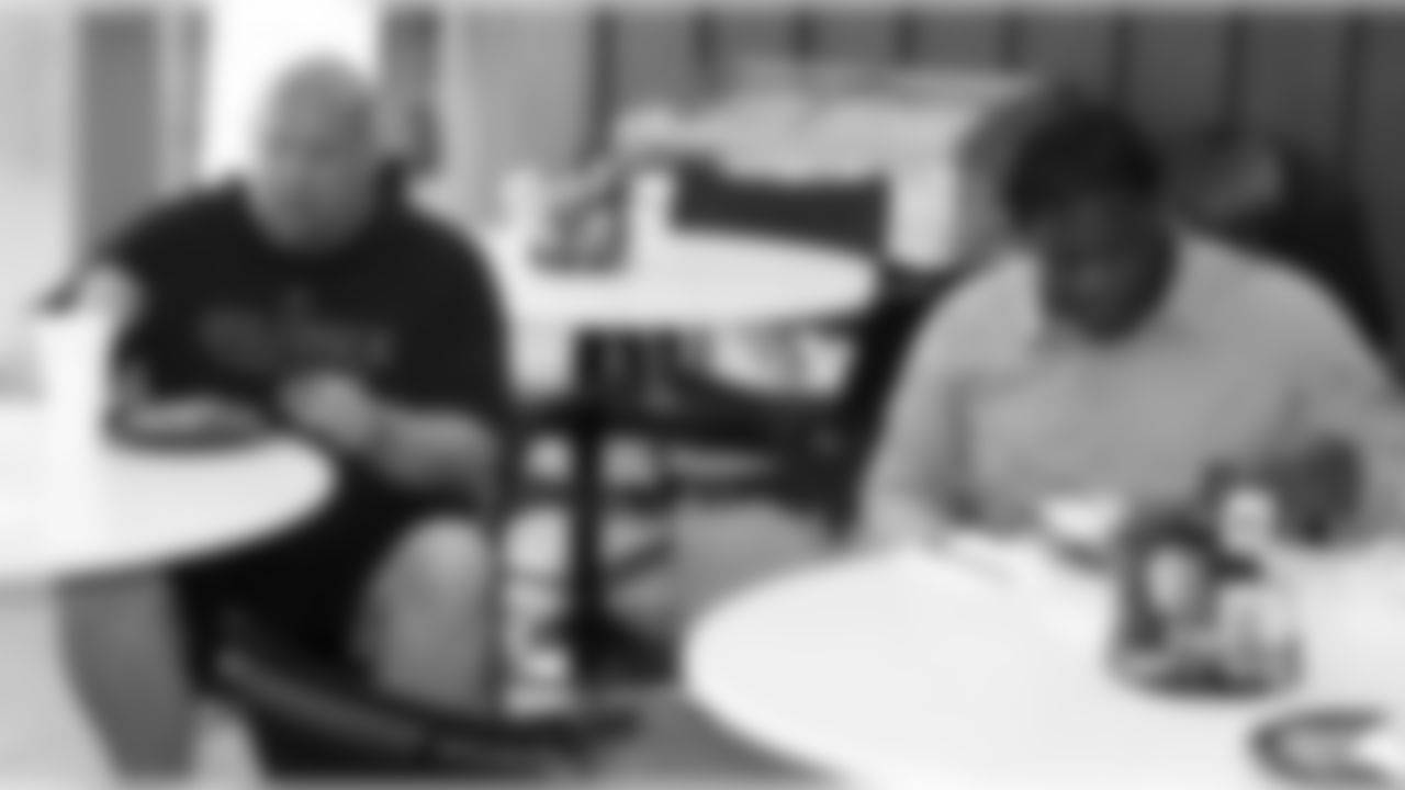Keim and Cooper eat lunch