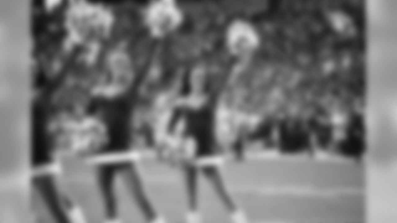 Images of the Cardinals cheerleaders during the Week 15 contest at State Farm Stadium
