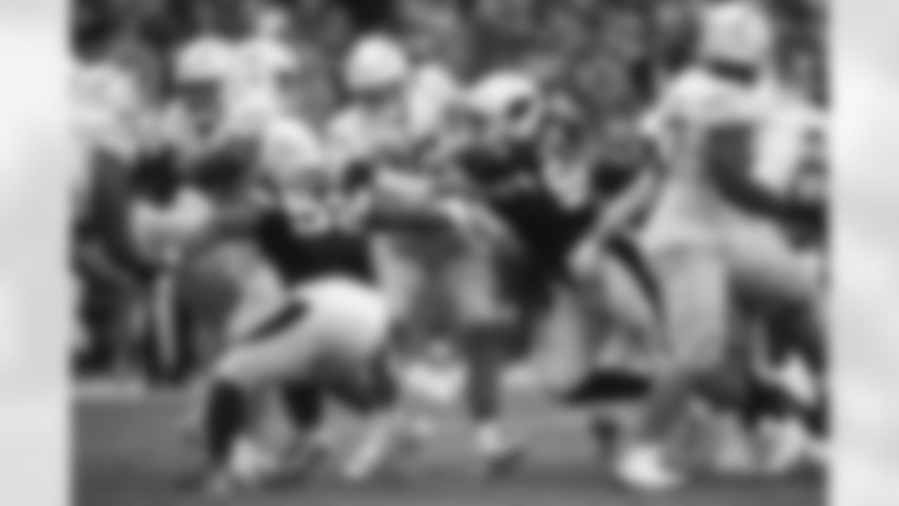 Arizona Cardinals defensive end Zach Allen (94) during the 2022 regular season game between the Arizona Cardinals and the Los Angeles Chargers on Sunday, Nov. 27, 2022 in Glendale, AZ.