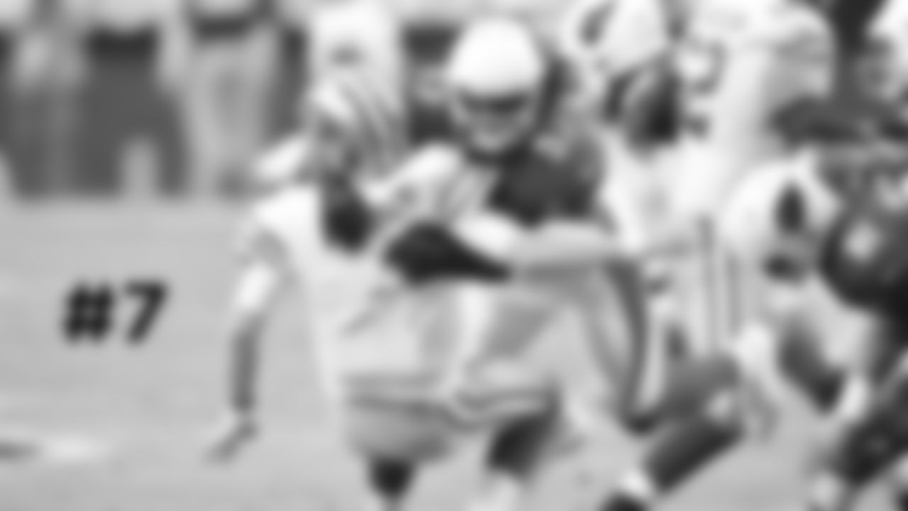 LB Josh Bynes hits 49ers QB C.J. Beathard