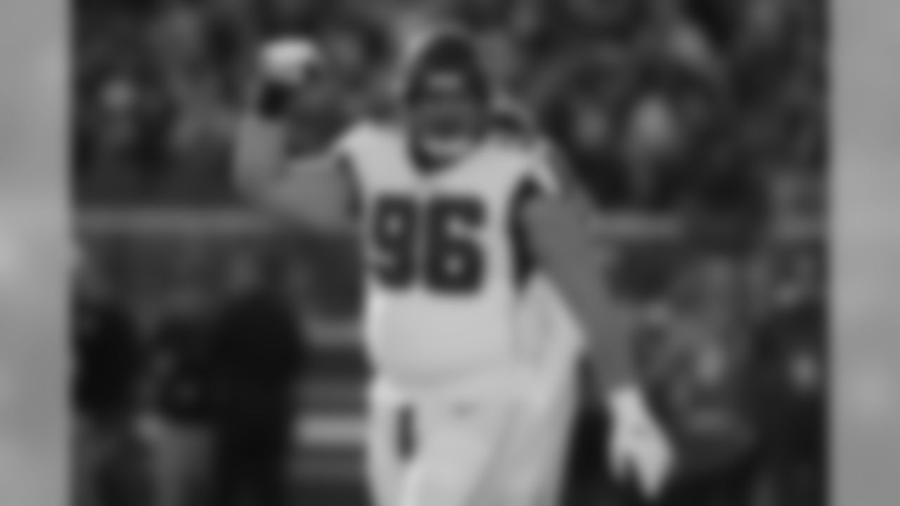 DT Tyeler Davison