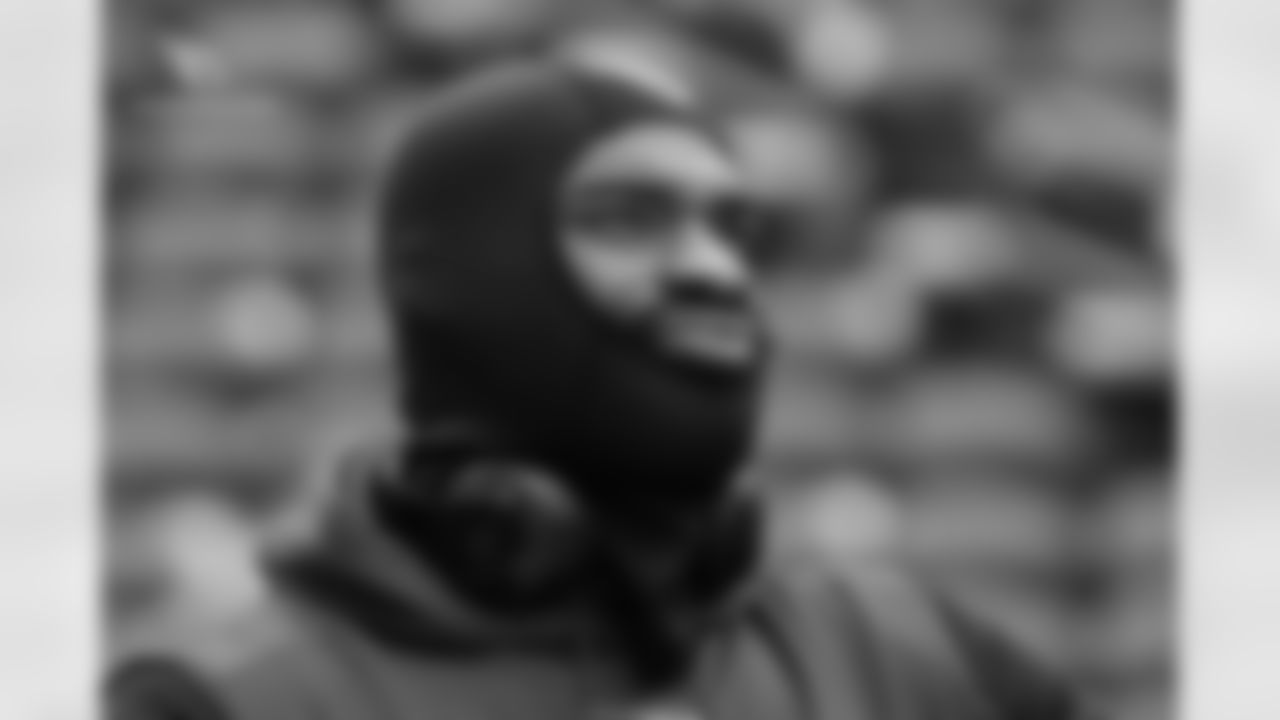 TE Jermaine Gresham in Seattle