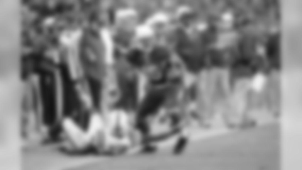 Floyd stays in bounds for more yardage against the Colts