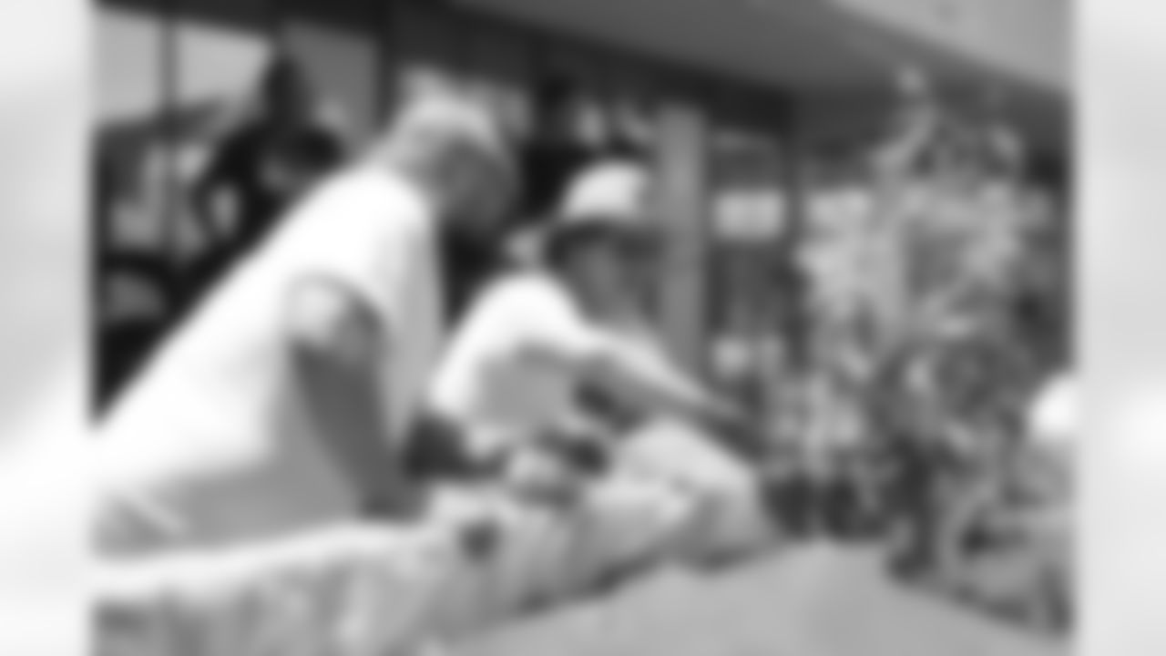 The Arizona Cardinals volunteer the Center of Opportunity homeless shelter with the University of Arizona football team during the Cardinals Caravan on Tuesday, June 1, 2023 in Tucson, AZ.