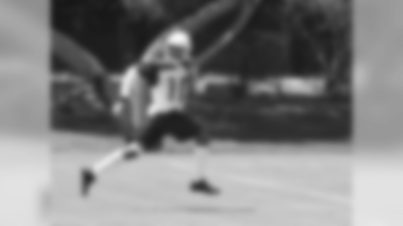 WR Robert Gill streaks downfield for a pass