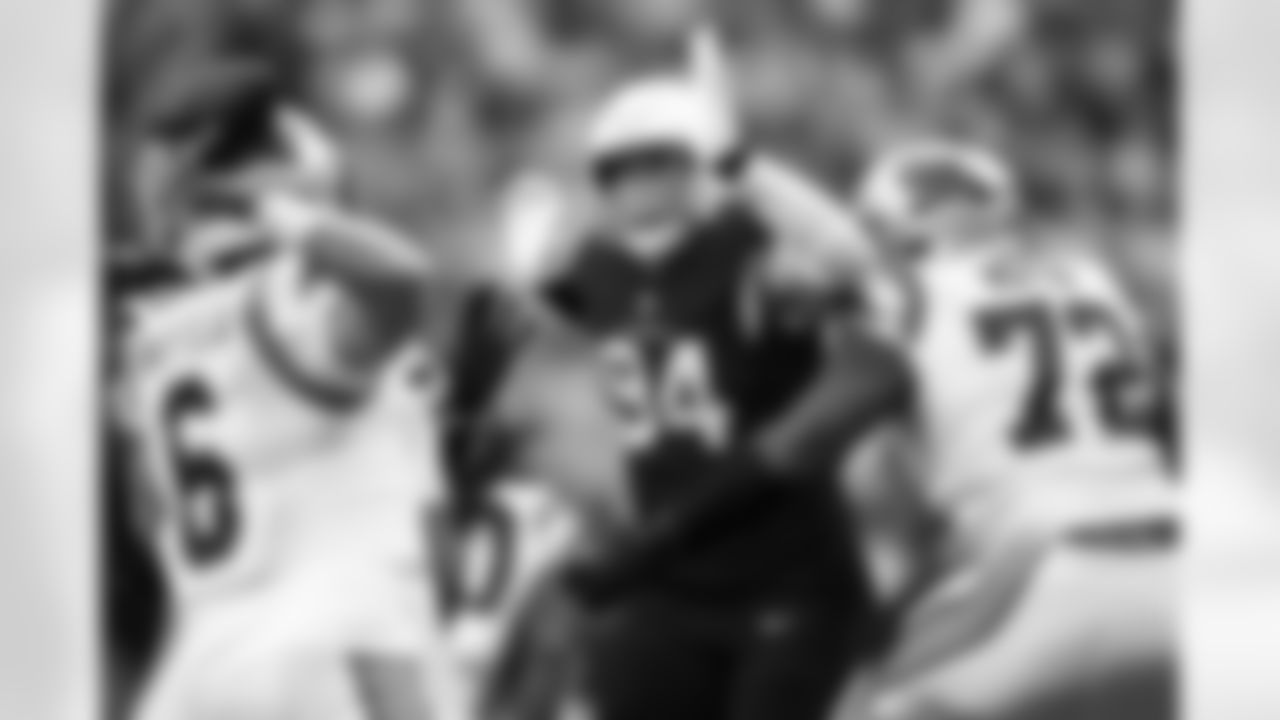 Arizona Cardinals defensive end Zach Allen (94) during the 2022 regular season game between the Arizona Cardinals and the Carolina Panthers on Sunday, Oct. 2, 2022 in Charlotte, NC.