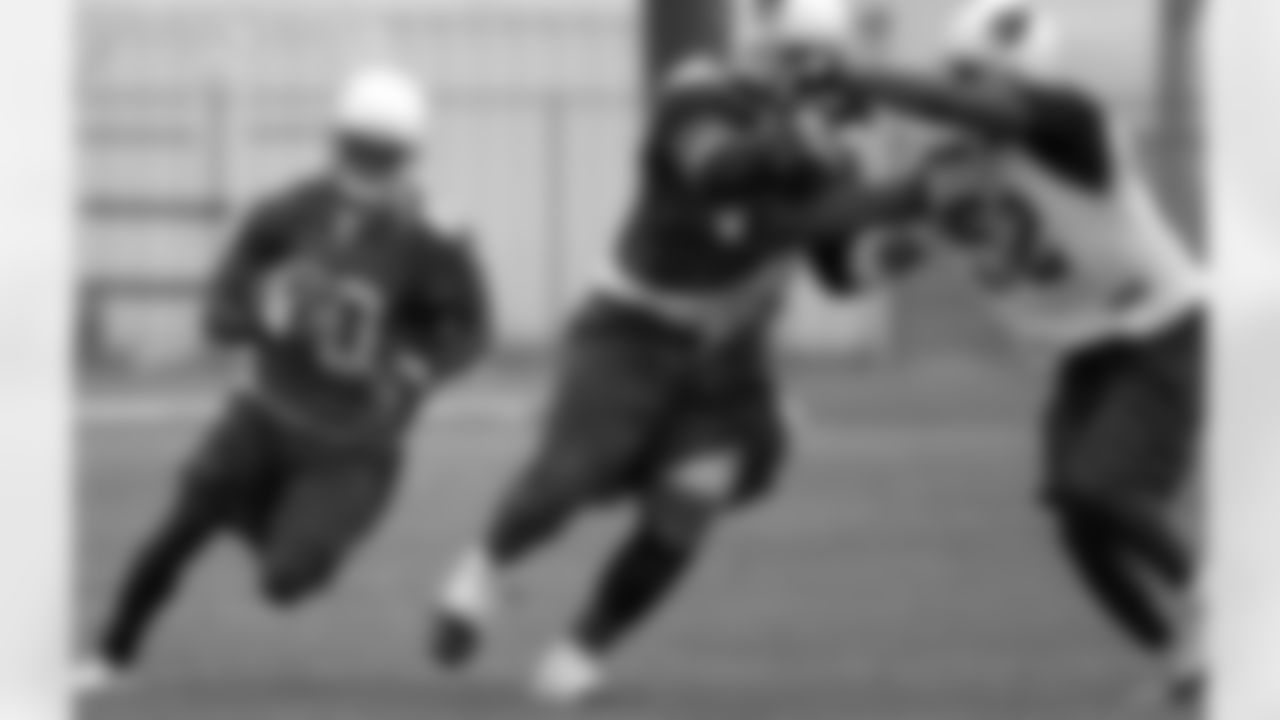 2005: LB Lance Mitchell, Alabama (No. 52)