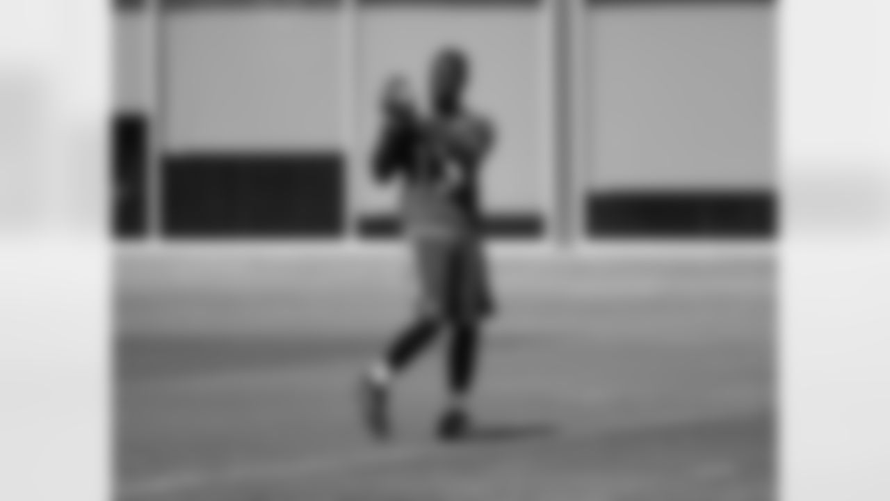 WR Jaron Brown