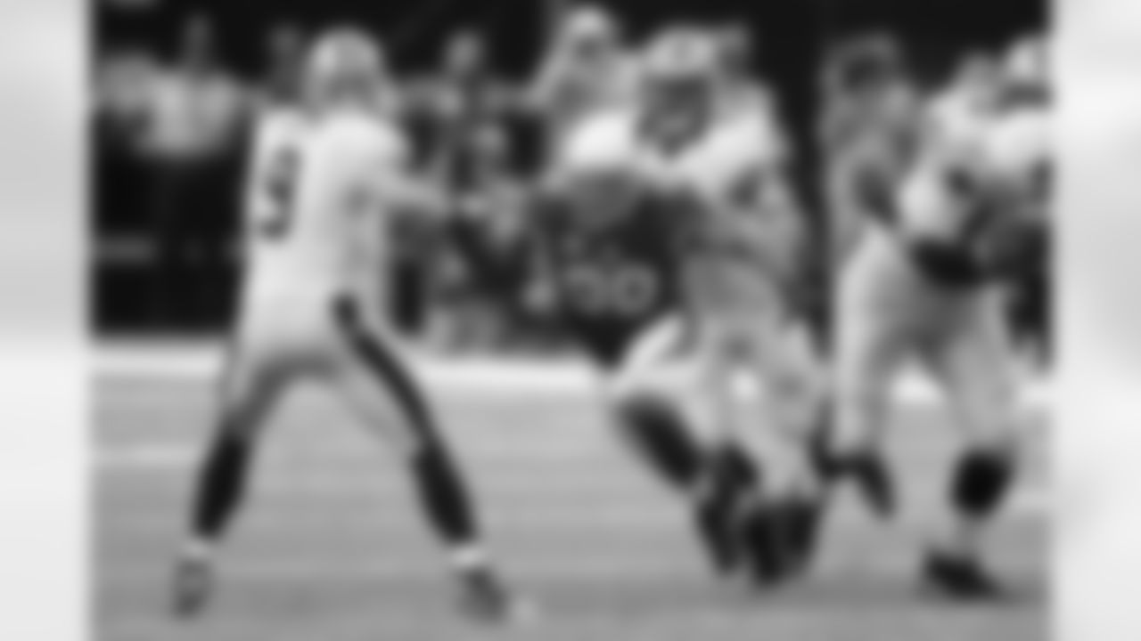 DT Darnell Dockett zeroes in on Saints QB Drew Brees