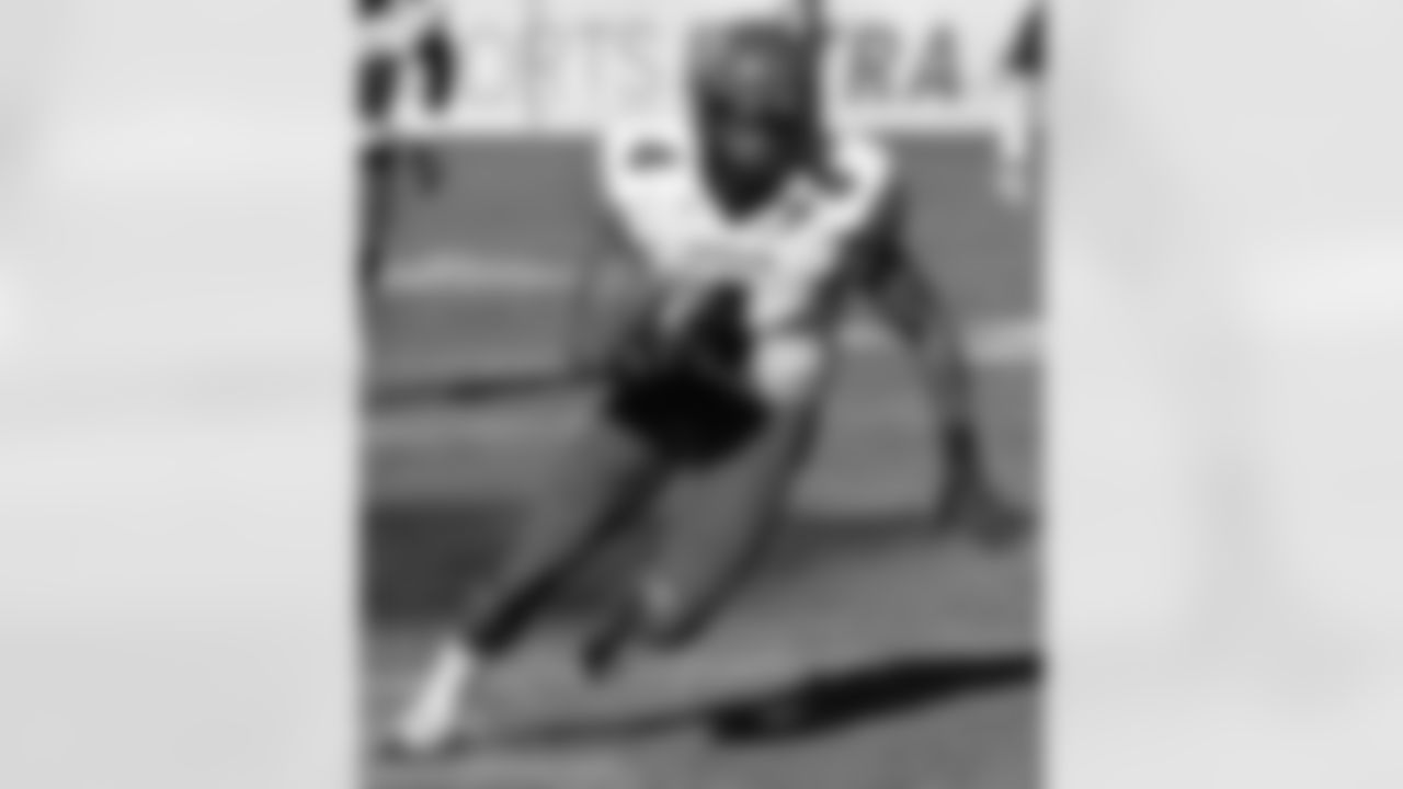 UDFA WR Javone Lawson