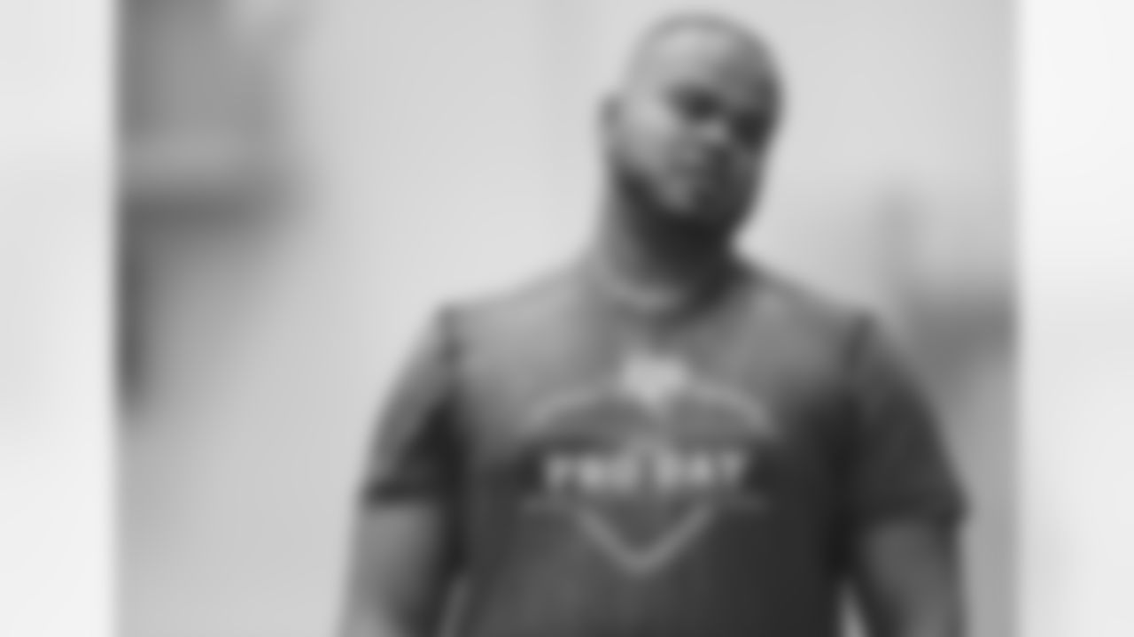 G Jermaine Eluemunor, Texas A&M: Projected fifth-round pick