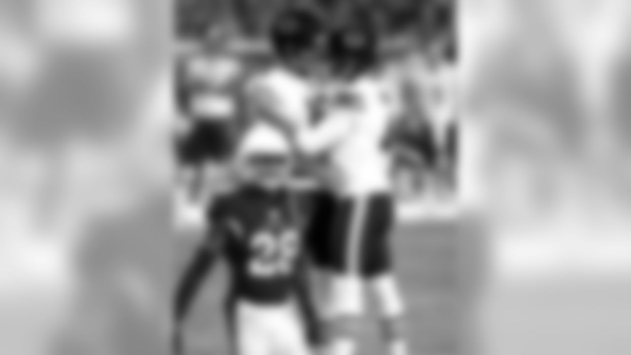 Bears K Connor Barth celebrates his early made field goal