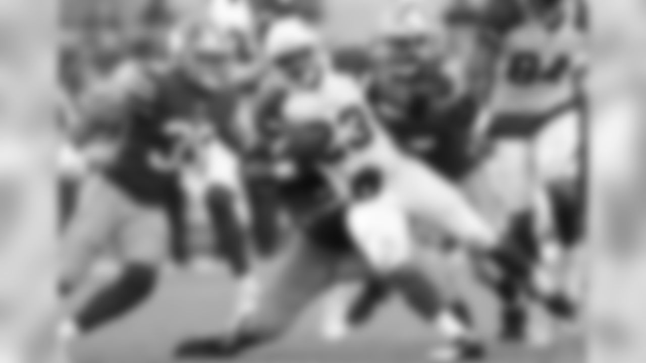 The 49ers defense collapse on Cardinals RB Adrian Peterson