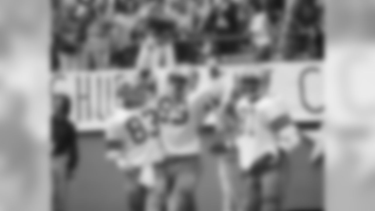 1975: Dallas' Billy Joe Dupree celebrates a game-winning overtime touchdown
