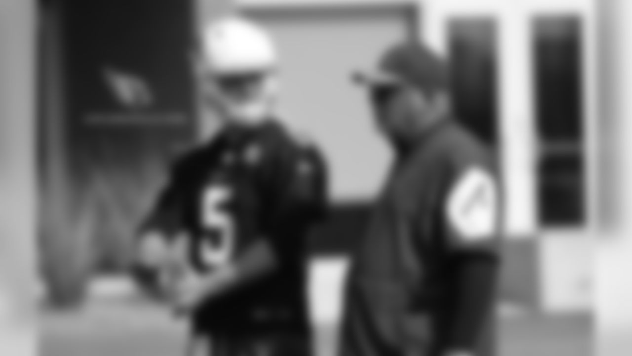 QB Drew Stanton talks with Bruce Arians