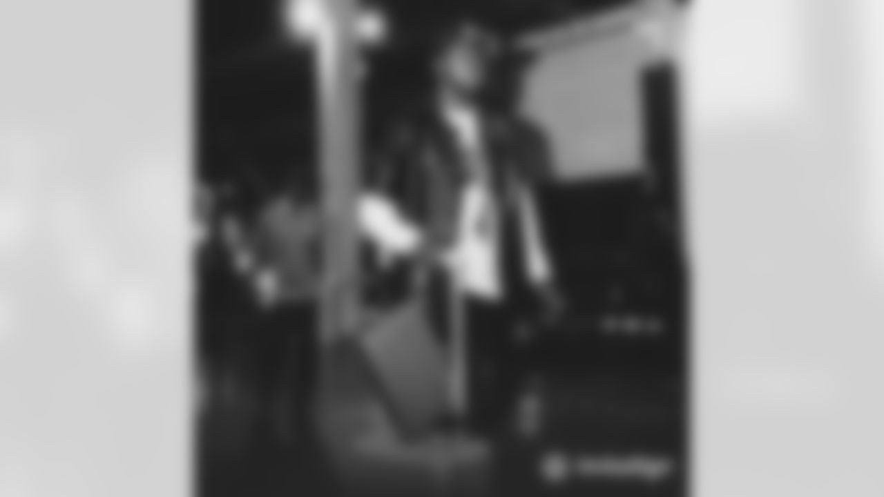 SQ-Arrivals-Green (2)