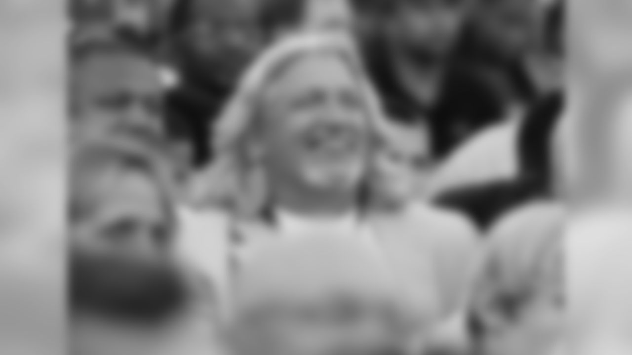 Saints defensive coordinator Rob Ryan, who was once Williams' defensive backs coach with the Cardinals, takes in the ceremony