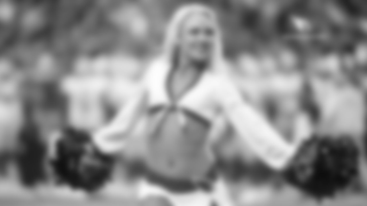 Images of Cardinals cheerleader Davis from the 2018 season