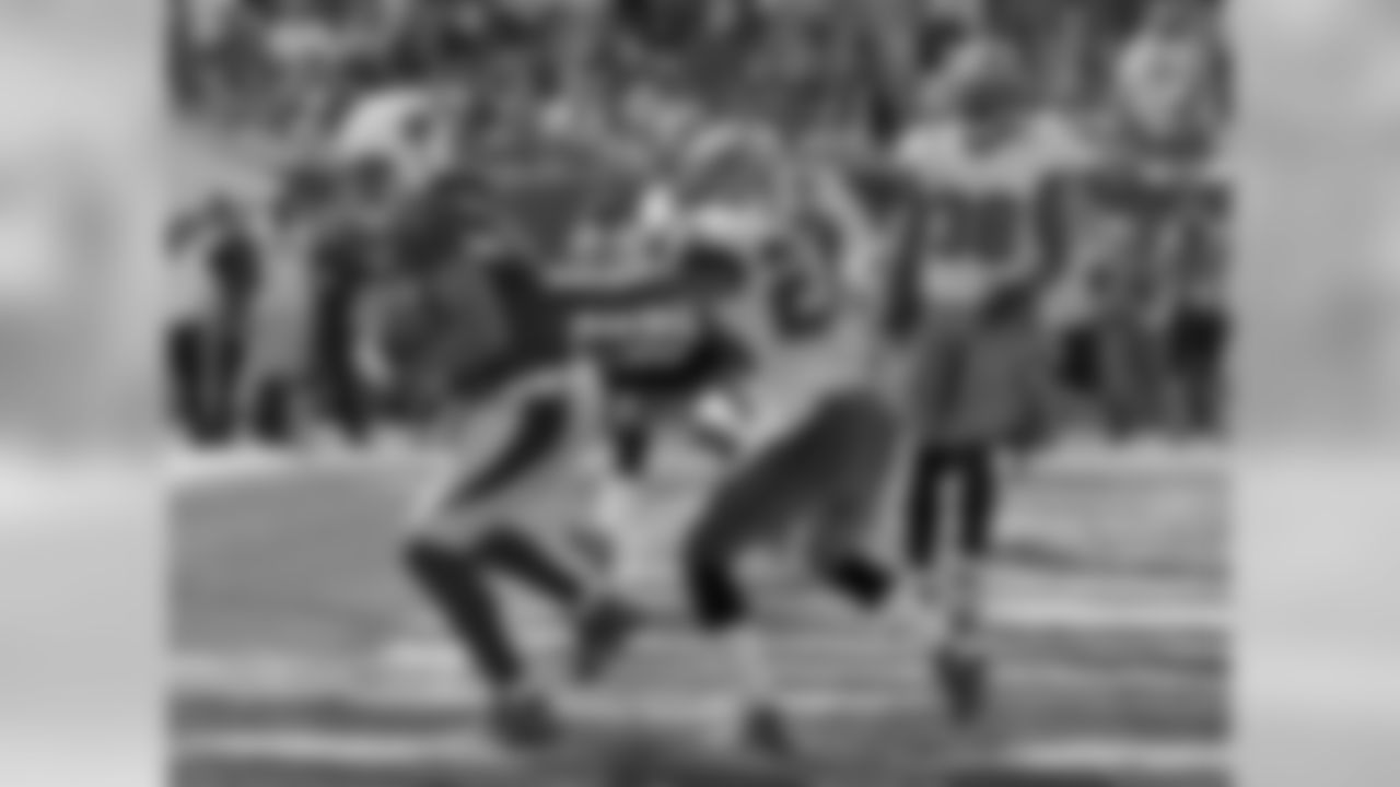 Week 4: WR Larry Fitzgerald catches the game-tying score against the Bucs.