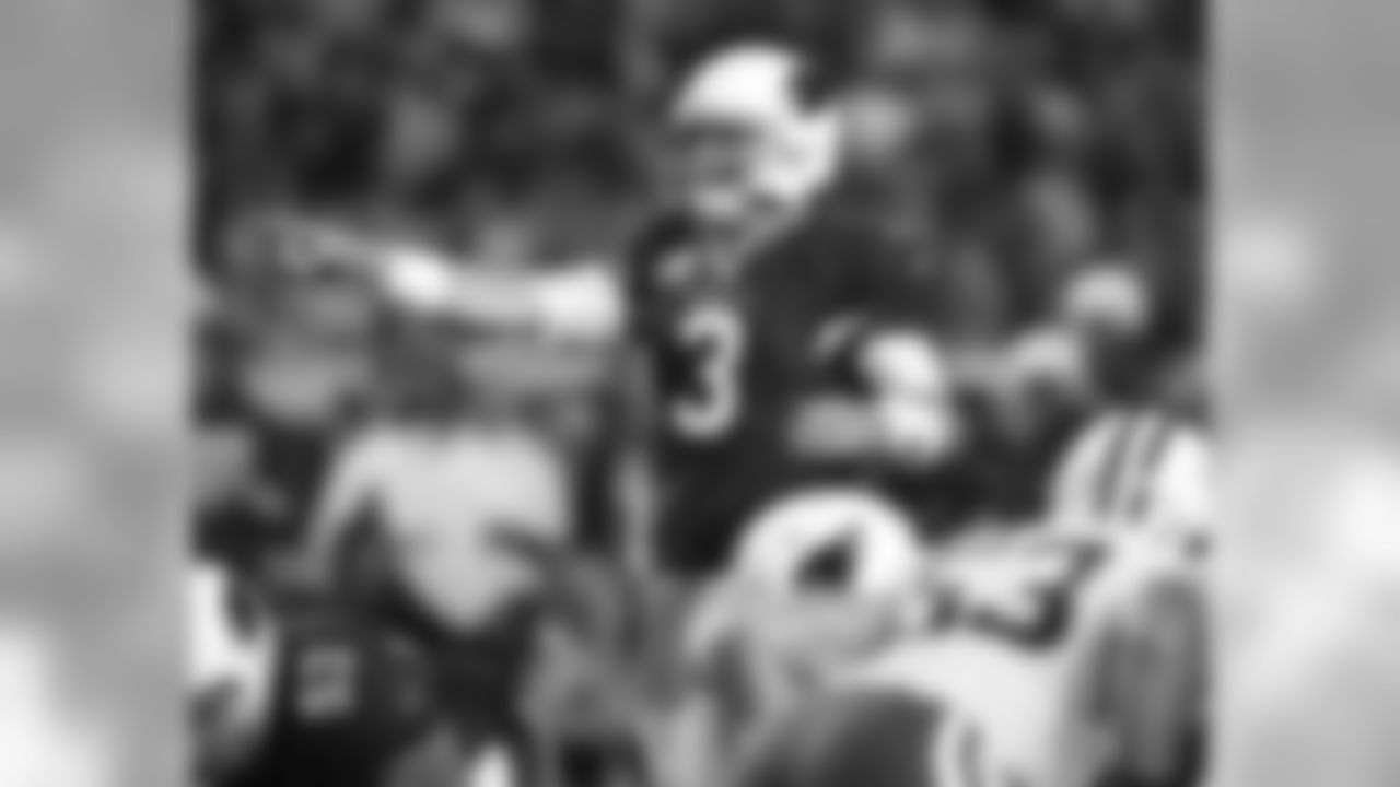 QB Carson Palmer