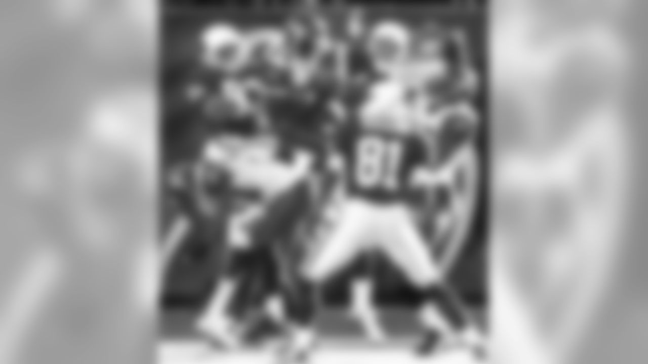 2002: Seahawks CB Shawn Springs intercepts a Jake Plummer throw
