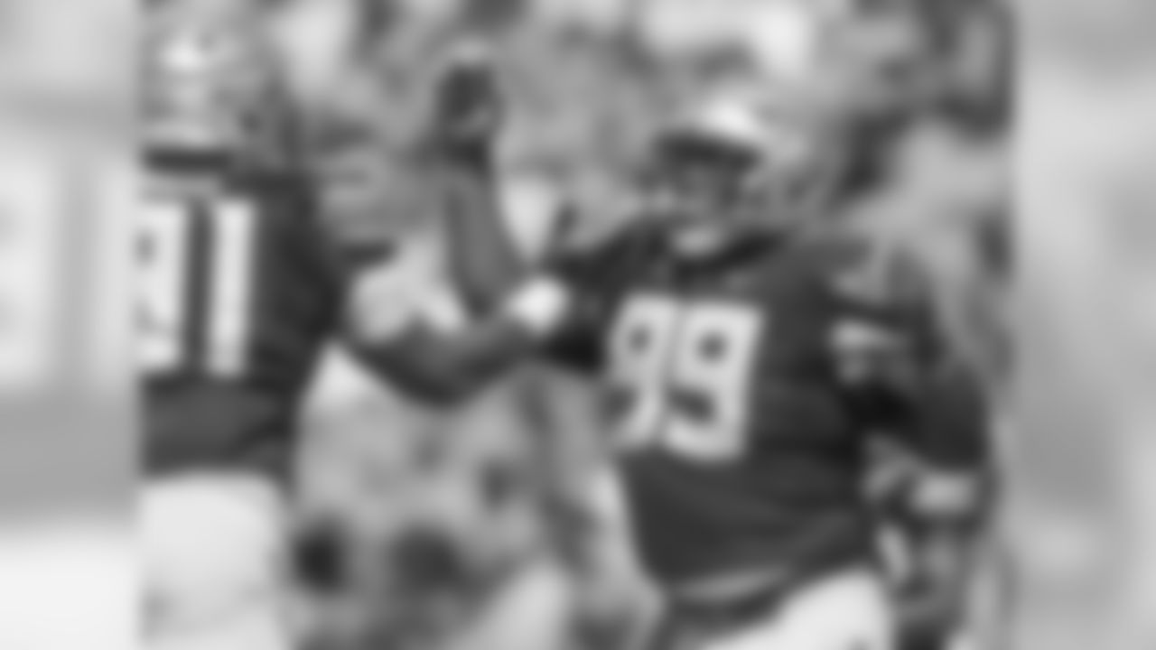 Florida State DT Nile Lawrence-Stample: Projected sixth-rounder
