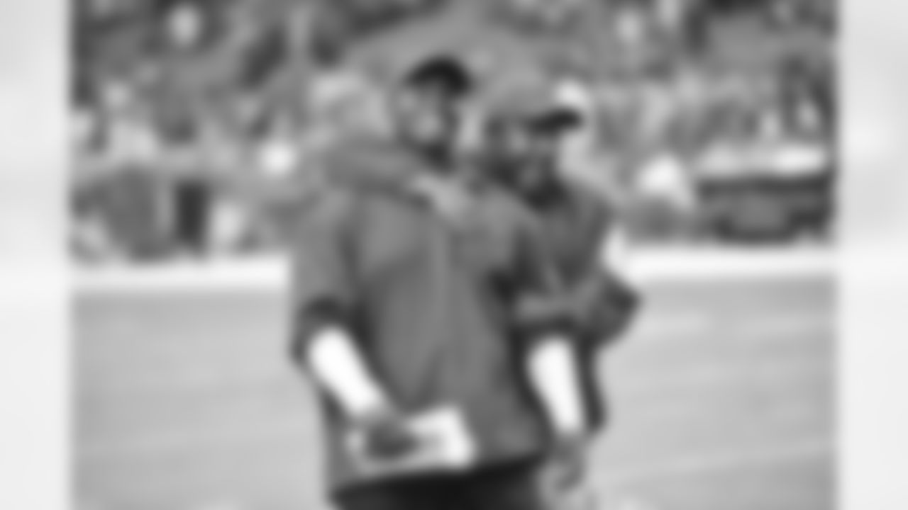 Former defensive coordinator Todd Bowles (left) and wide receivers coach Darryl Drake