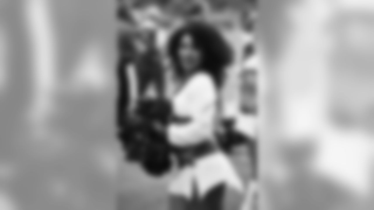 Images of Cardinals cheerleader Tequasia during the 2019 season